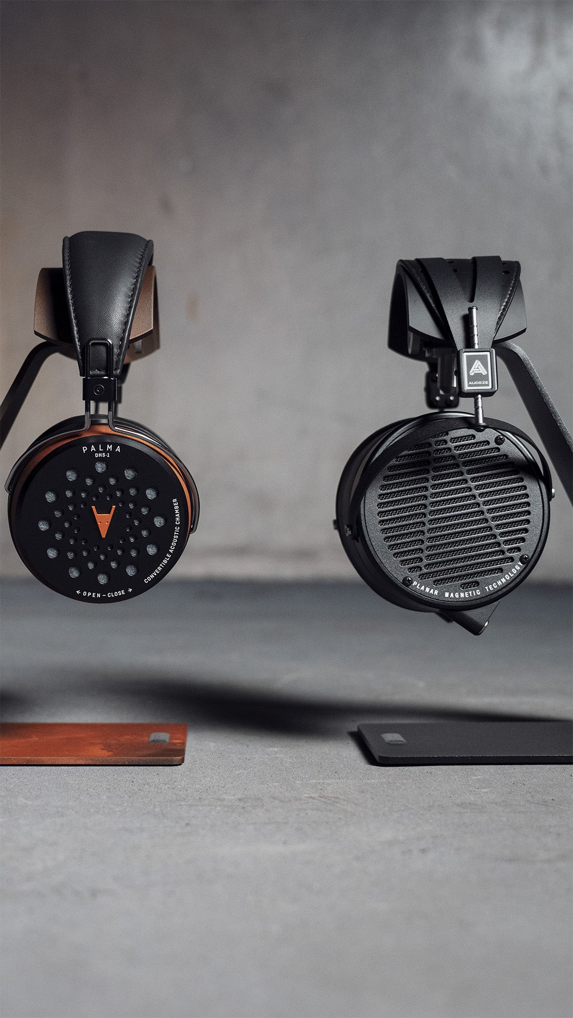 R_Homeofheadphones_3.jpg?v=